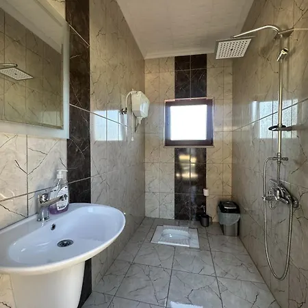Villa Aral